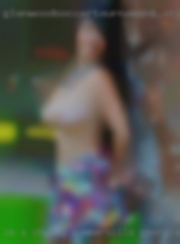 I'm a chubby Summerville, Georgia USA female, I love oral.